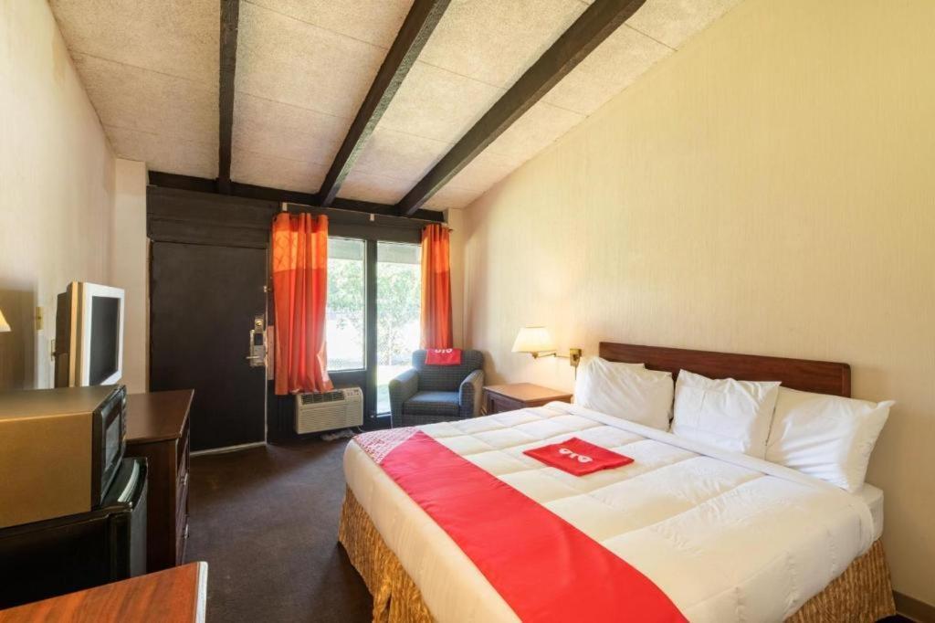 Hotel O Bay City, Tx-35 Экстерьер фото